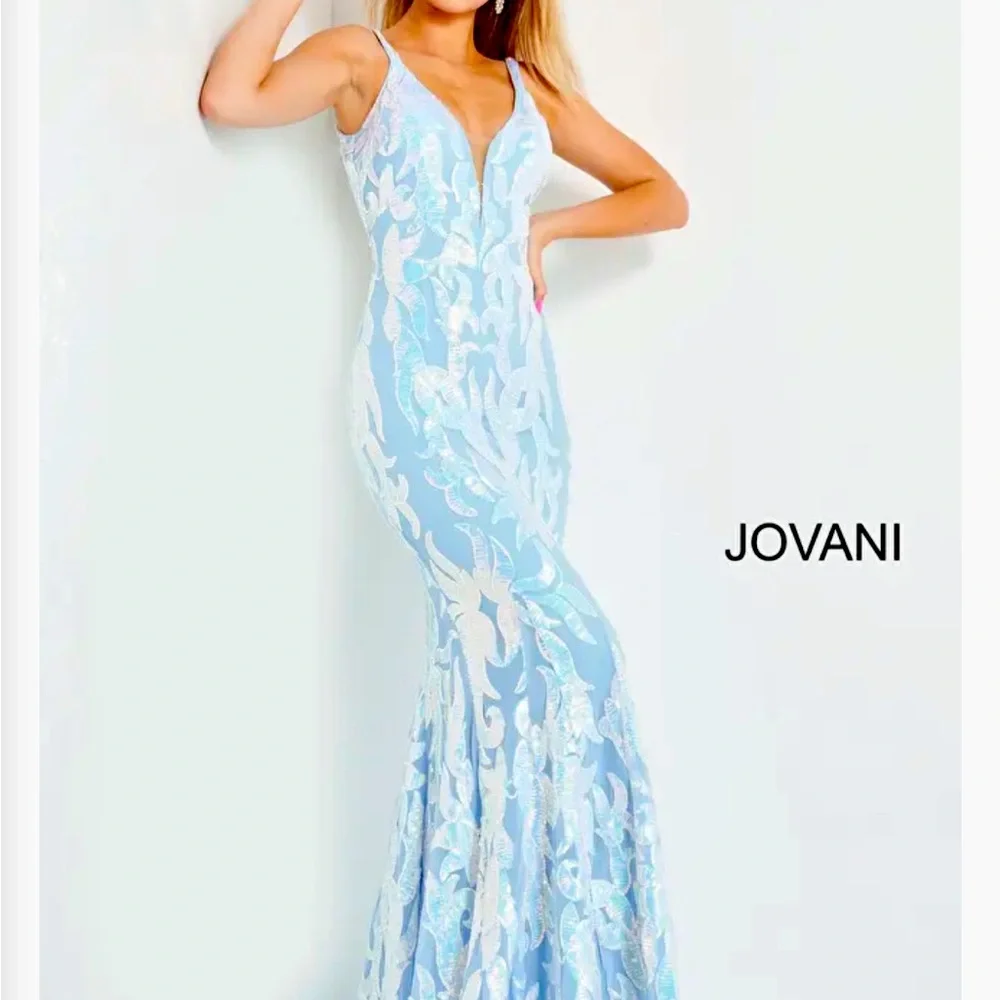 Size 4 Worn ONCE Jovani Prom dress. No rips, no pulls, no stains - Picture 1 of 6